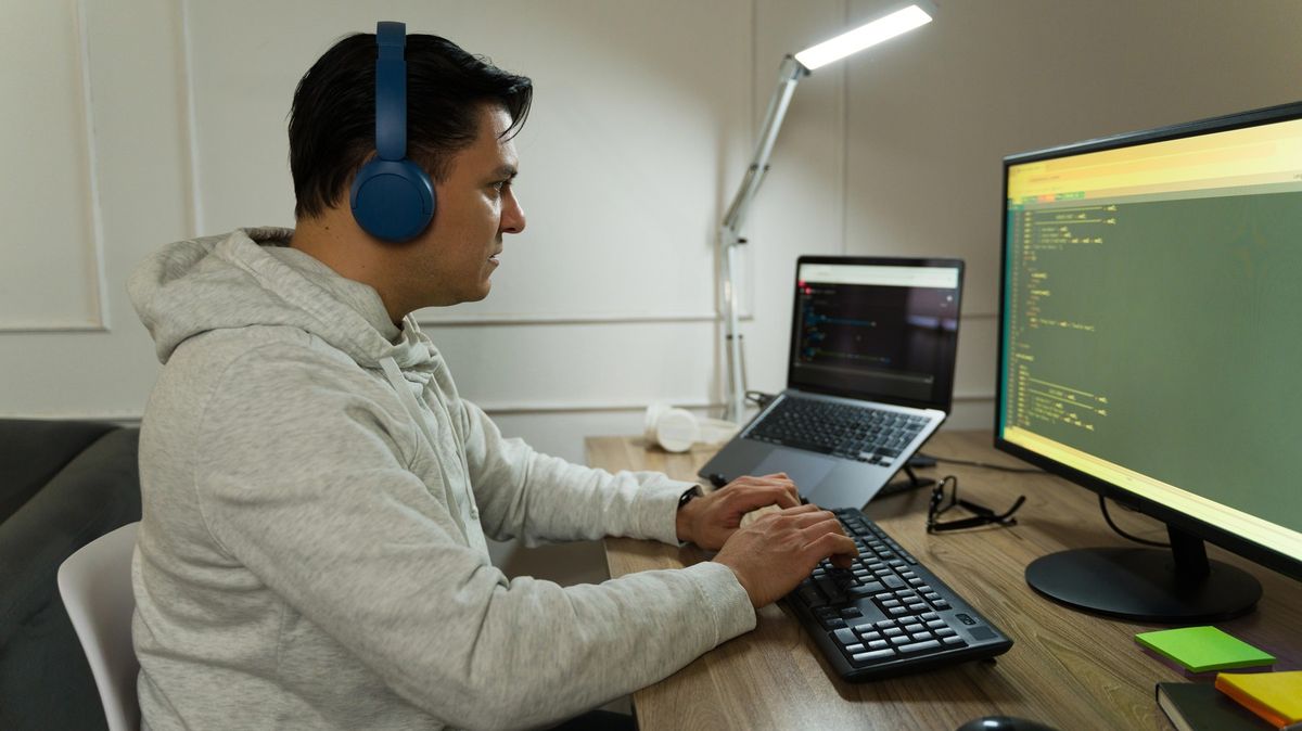 Po pohřbu až týden volno. A novela zákona už zná i registrované partnerství