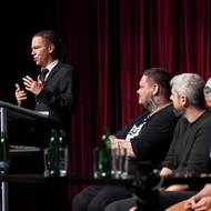 Piráti zkusili americký styl kampaně.