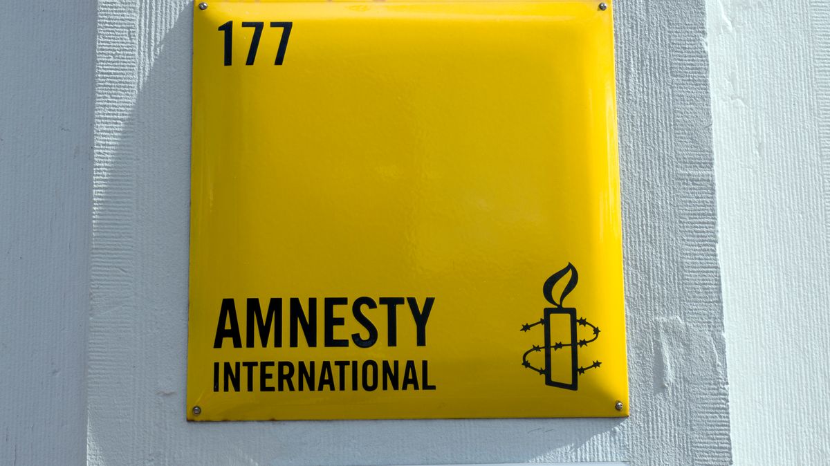 Lidská práva jsou v globální krizi, varuje Amnesty International
