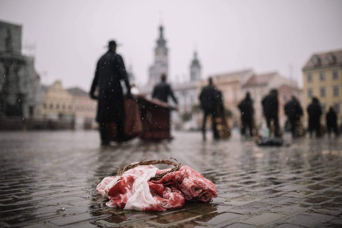 Zakončení průvodu na náměstí Přemysla Otakara II.