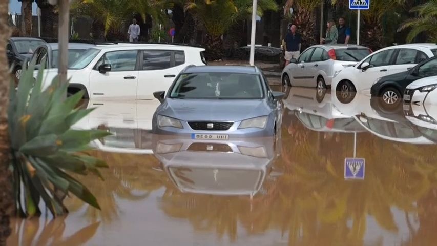 Video: Záplavy na Lanzarote. Voda poničila vše, co stálo v cestě