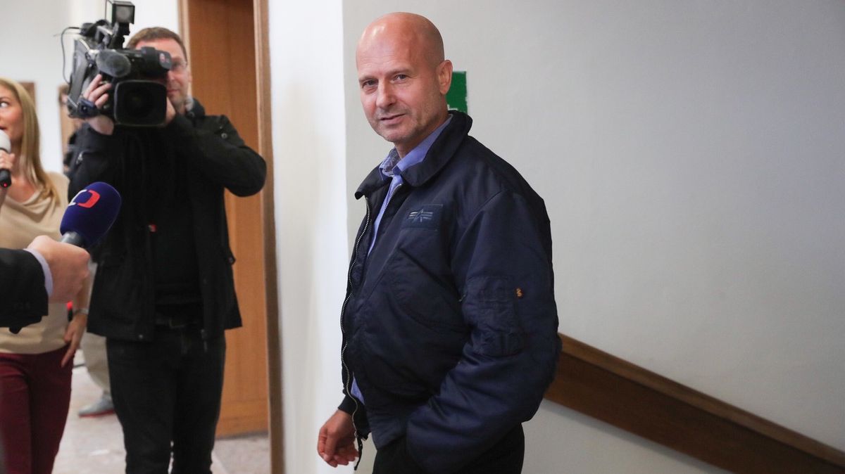 Mrázkův bodyguard zveřejnil výzvu proti balkánské mafii. Lidem nabízí pomoc