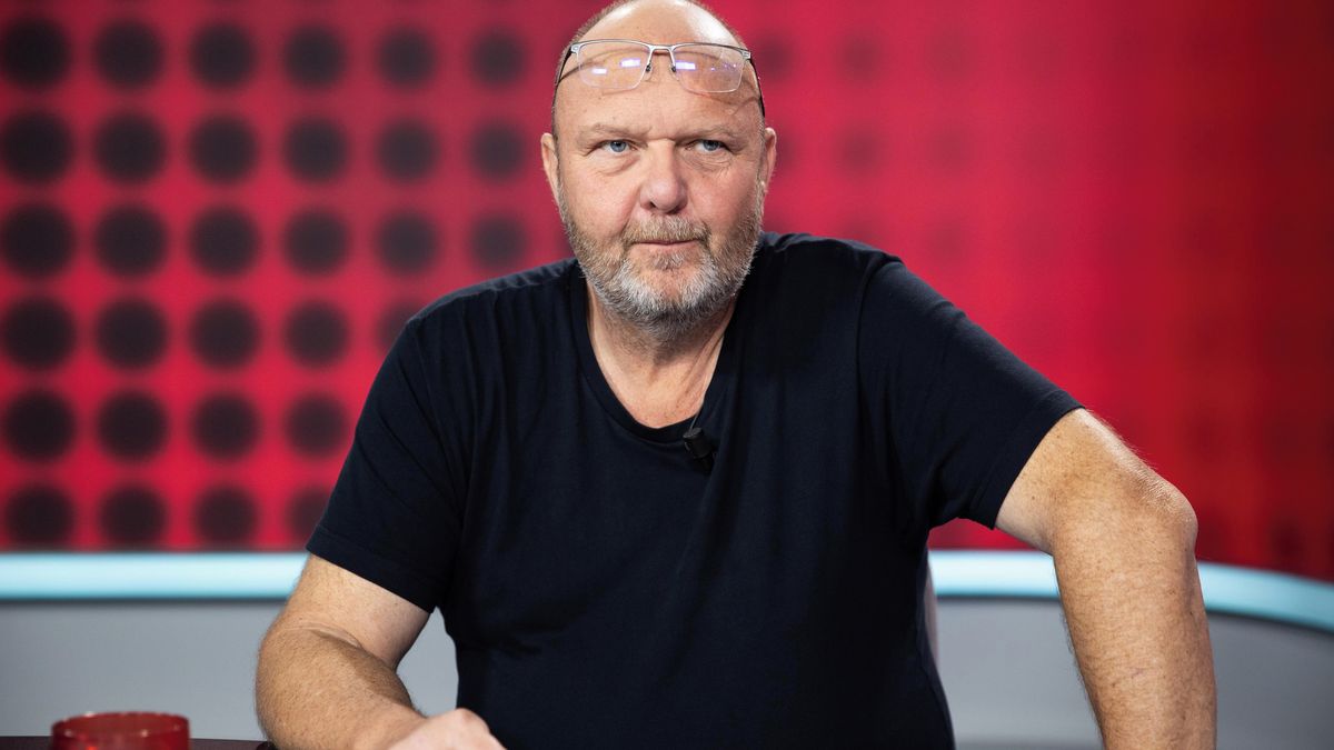 Chaos kolem poplatků: Jak můžou plány vlády dopadnout na televizi