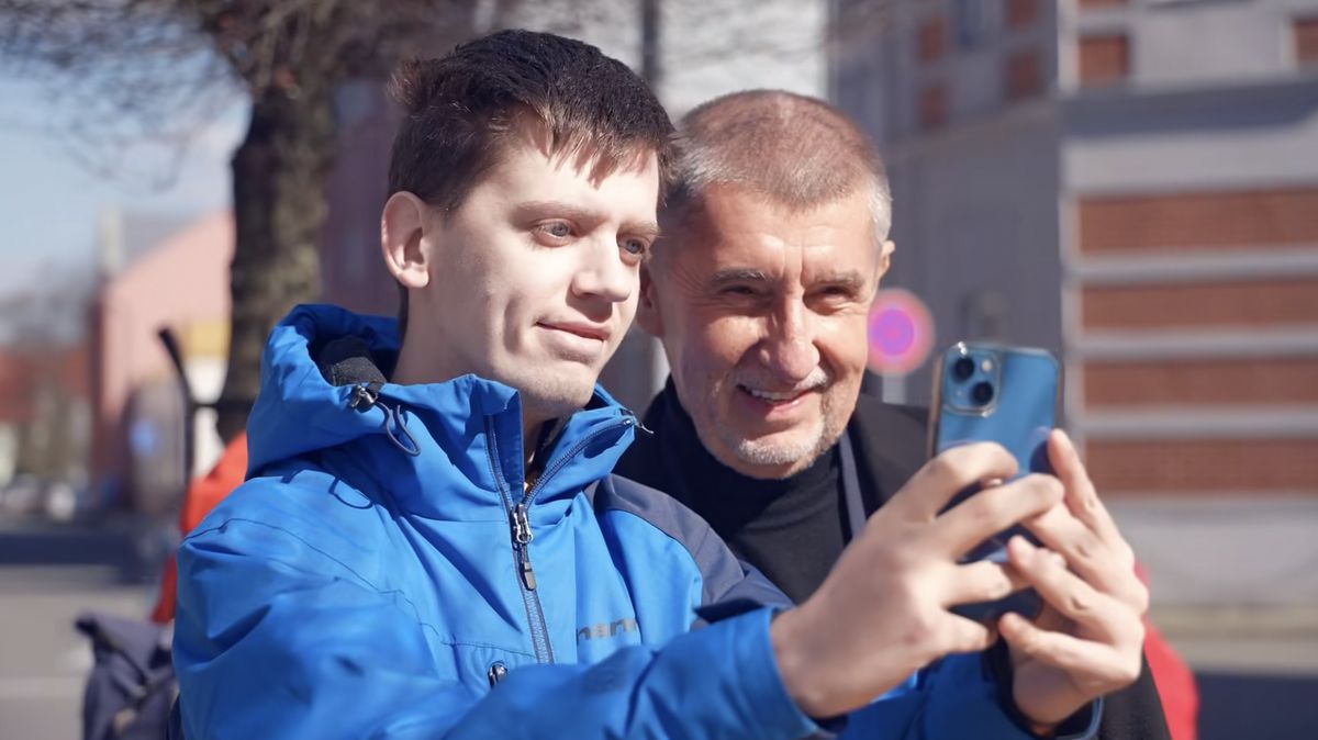 Jsme překvapení, kolik mýtů a lží je o mladých, říká Bára Stárek