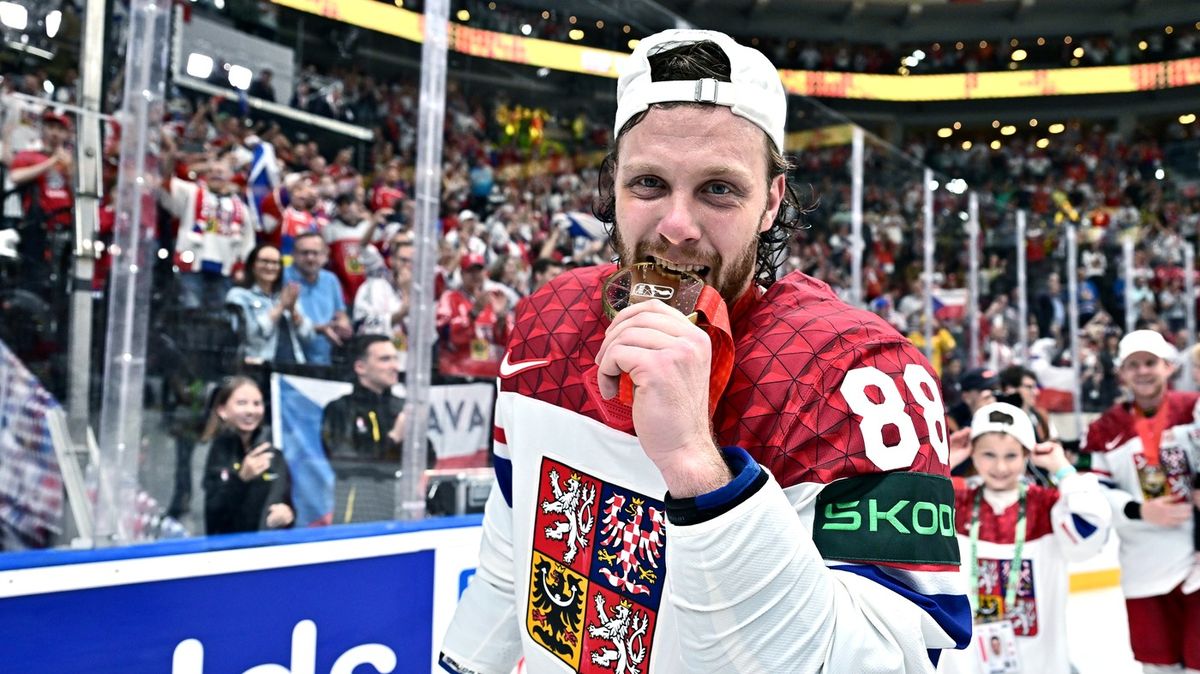 Komentář: Pastrňák přinese Česku sílu. Nejcennější je ale jeho přístup