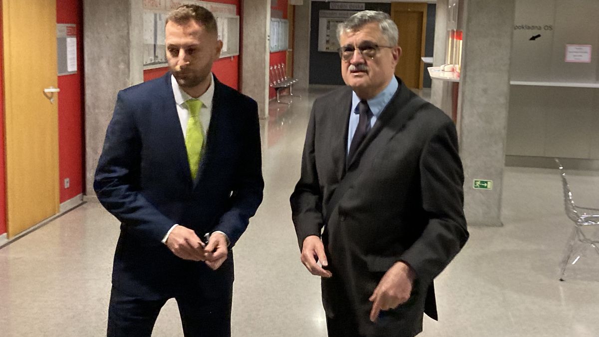 Žalobce uzavřel nové dohody s dvěma obviněnými v kauze Dozimetr