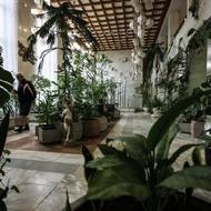 Poté se proměnilo na rehabilitační centrum pro veterány sovětské invaze do Afghánistánu (1979-1989). Od 90. let 20. století se zde léčí také veteráni válek v Čečensku.
(Hala v rehabilitačním středisku, 14. března.)