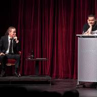 Že má Bartoš dredy i dávno po čtyřicítce? Jen prodlužuje agónii, smáli se komici.