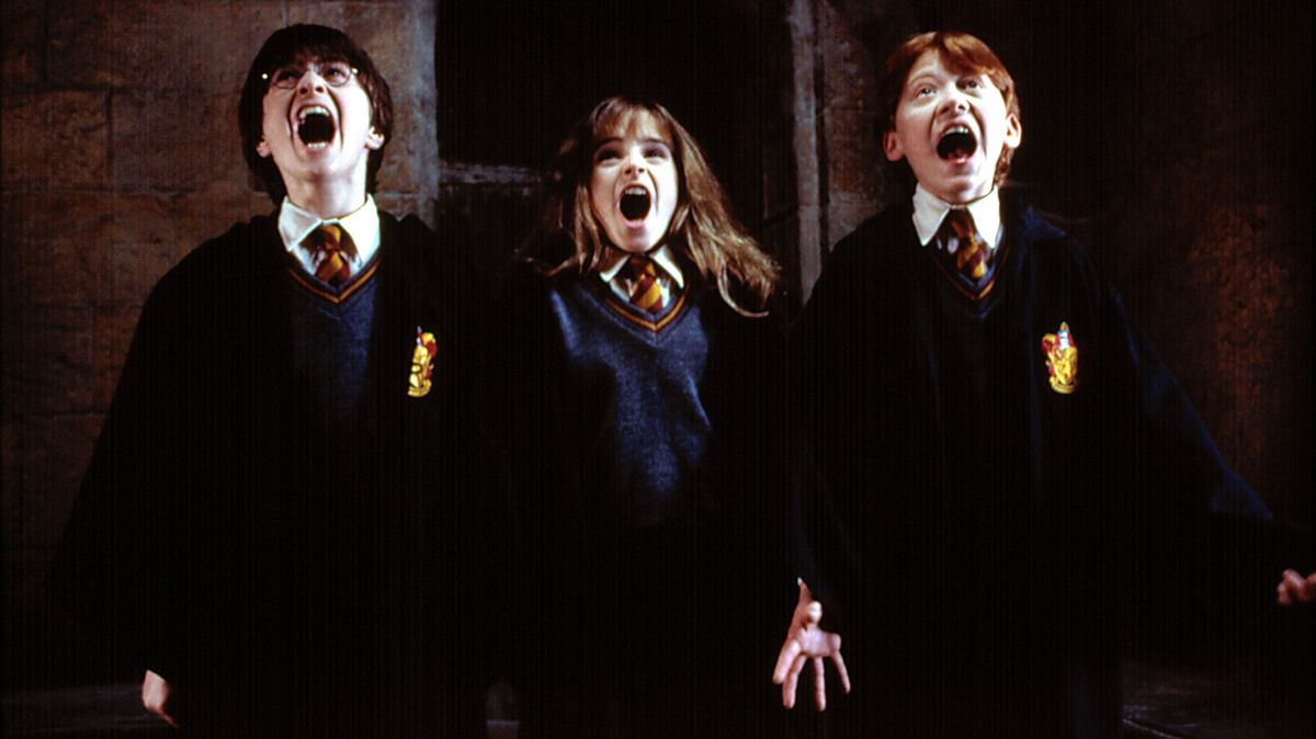 Brumbála bude hrát Lithgow. HBO představuje herce z nového Harryho Pottera