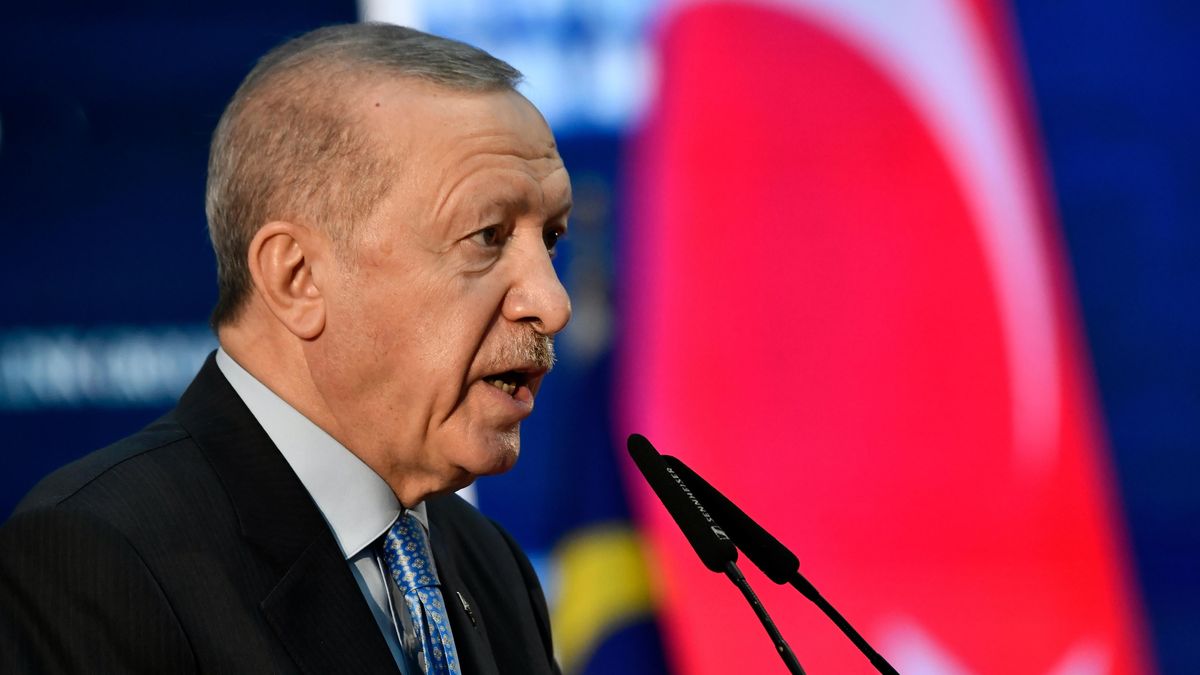 Trump hovořil s Erdoganem, který ho pozval do Turecka