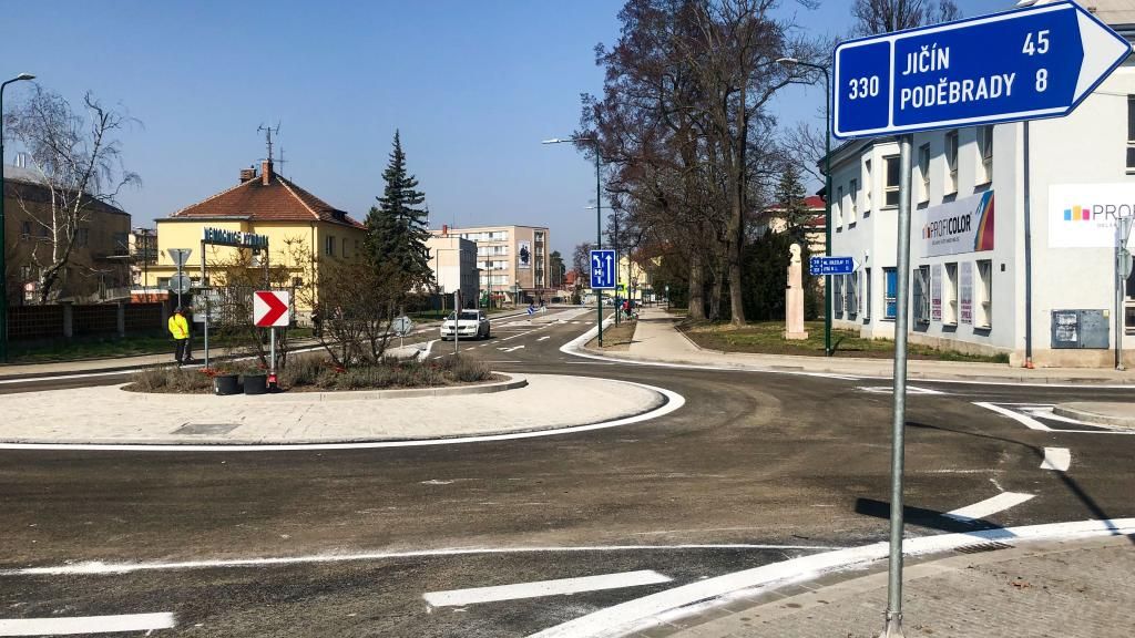 Další Dozimetr: Policie stíhá šéfa ze skupiny Metrostavu za kruhový objezd