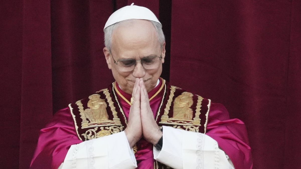 Novým papežem je Lev XIV. Navázat může na „božího rotvajlera“ i „muže z lidu“