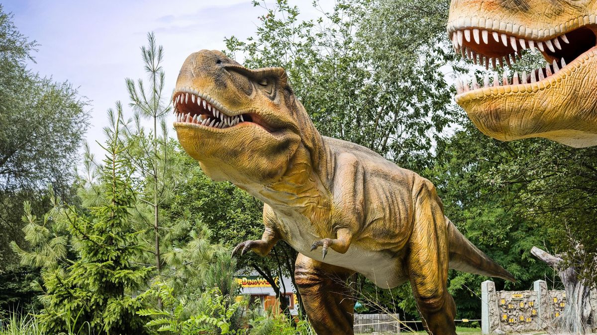 Vypravte se s dětmi za dinosaury, Májou či indiány. Kolik stojí oblíbené funparky?
