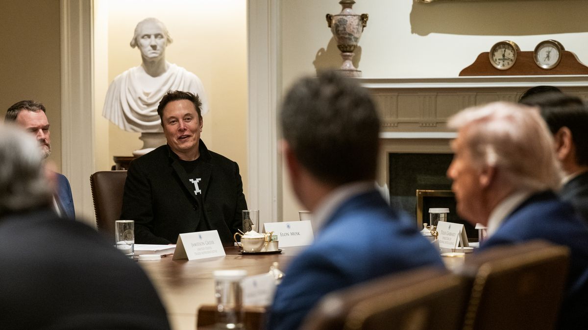„Poslední věc, co na Zemi udělám.“ Musk zažehl další ostrý spor s Trumpem