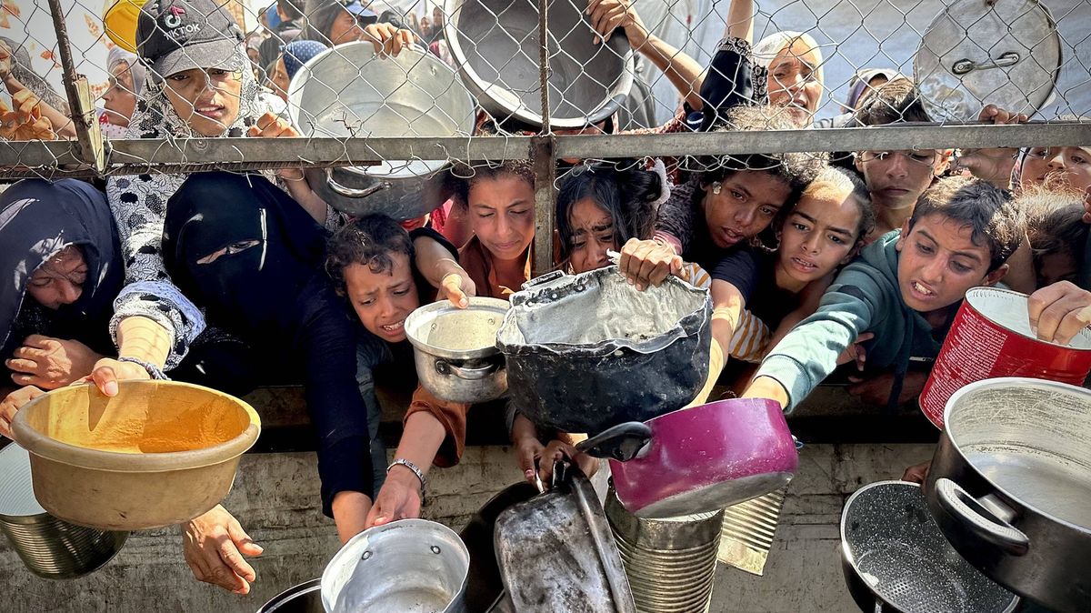 Gaza trpí. Netanjahu nemá plán, ale jede na doraz. Zastaví ho jen Trump
