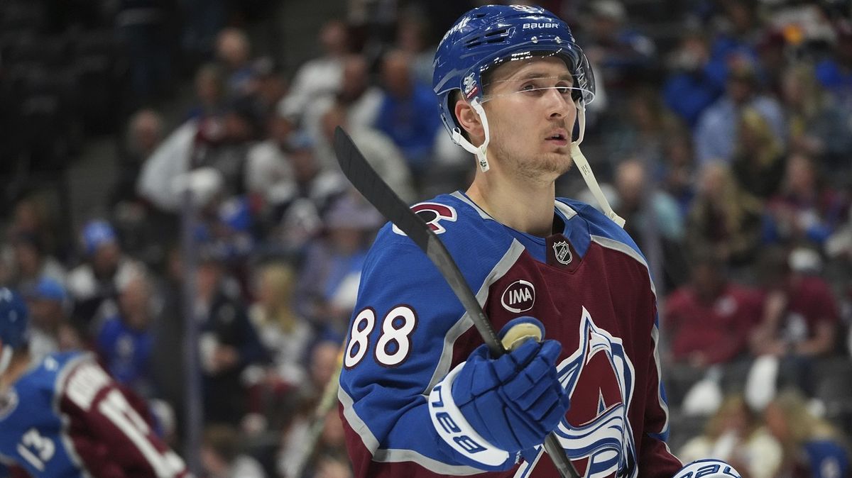 Nečas采取了行动。他以什么形式来自NHL，今年他改变了俱乐部？