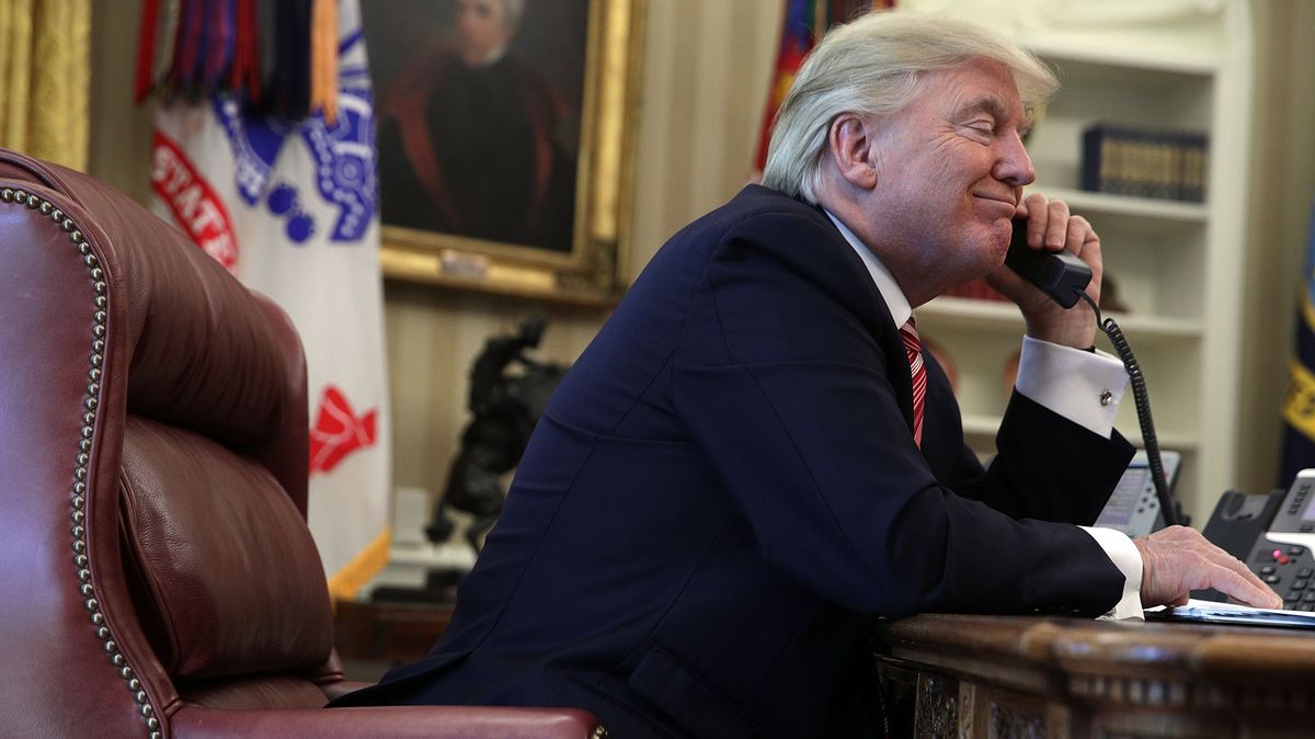Telefonát Putin–Trump: pozor na šmejdy!