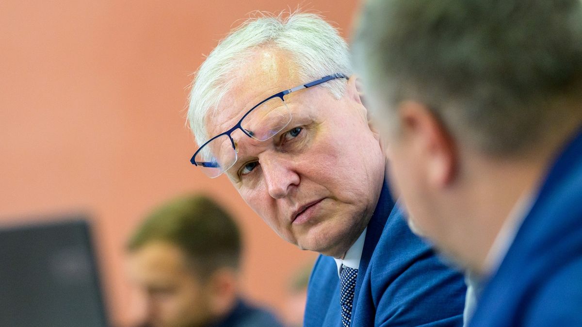 Dotační obchod primátora z ANO: podivuhodné linky na respirátory
