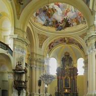 Vnitřek chrámu po obnově.