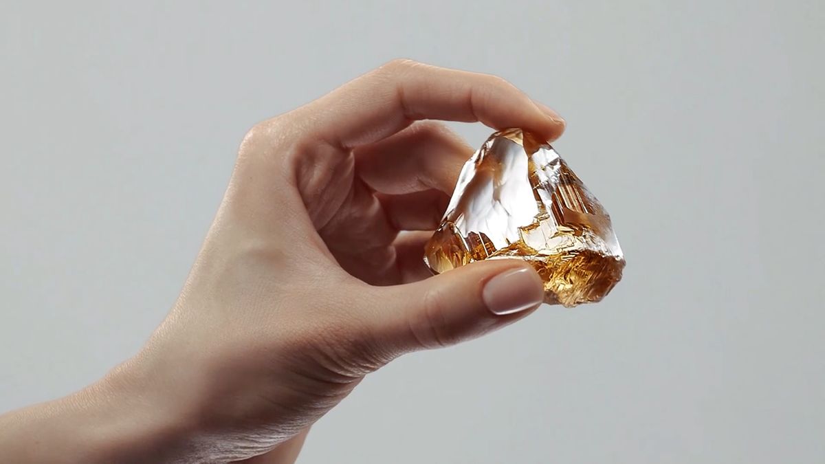 V Rusku objevili rekordně velký diamant. Kvůli sankcím ho možná koupí vláda