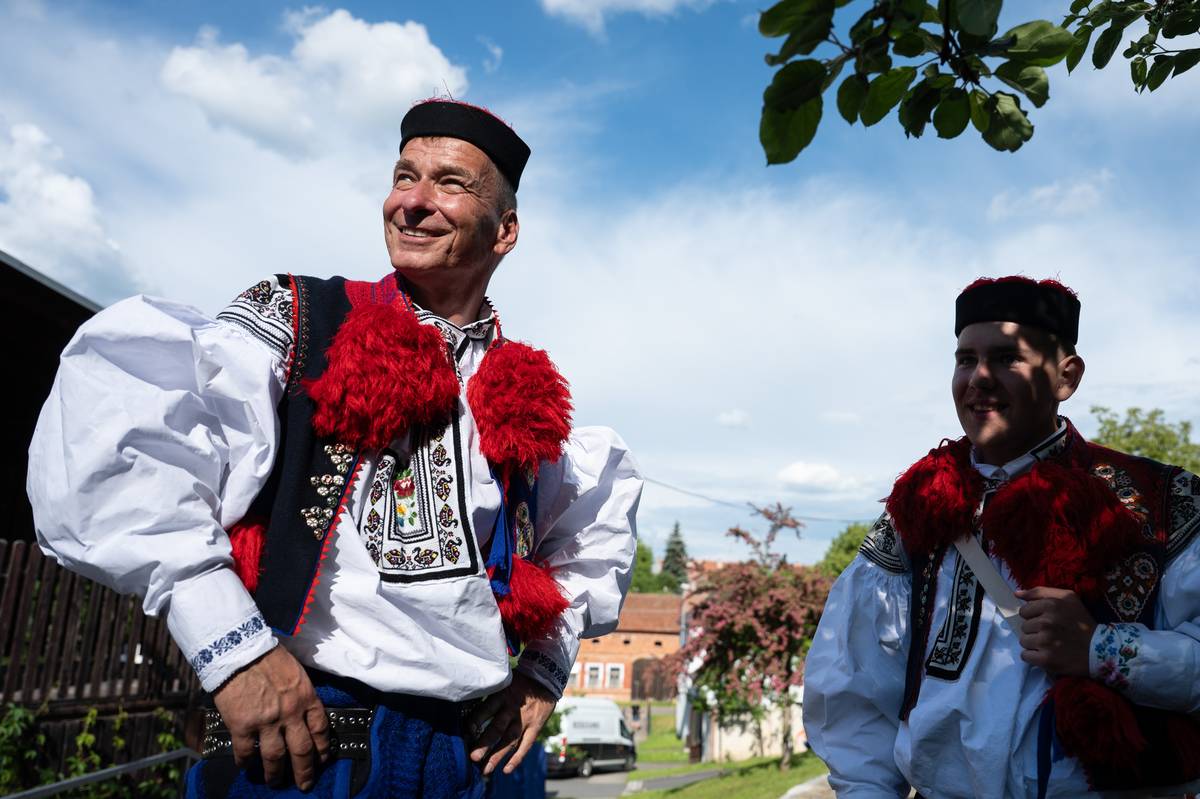 Ve Vlčnově se konala Jízda králů.