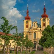 Pohled na severní stranu kláštera.