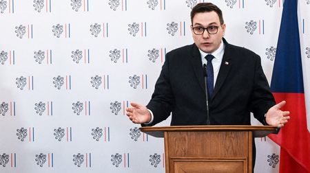 Tajné služby odhalily špionáž Číny. Měsíce četla e-maily ministerstva zahraničí 