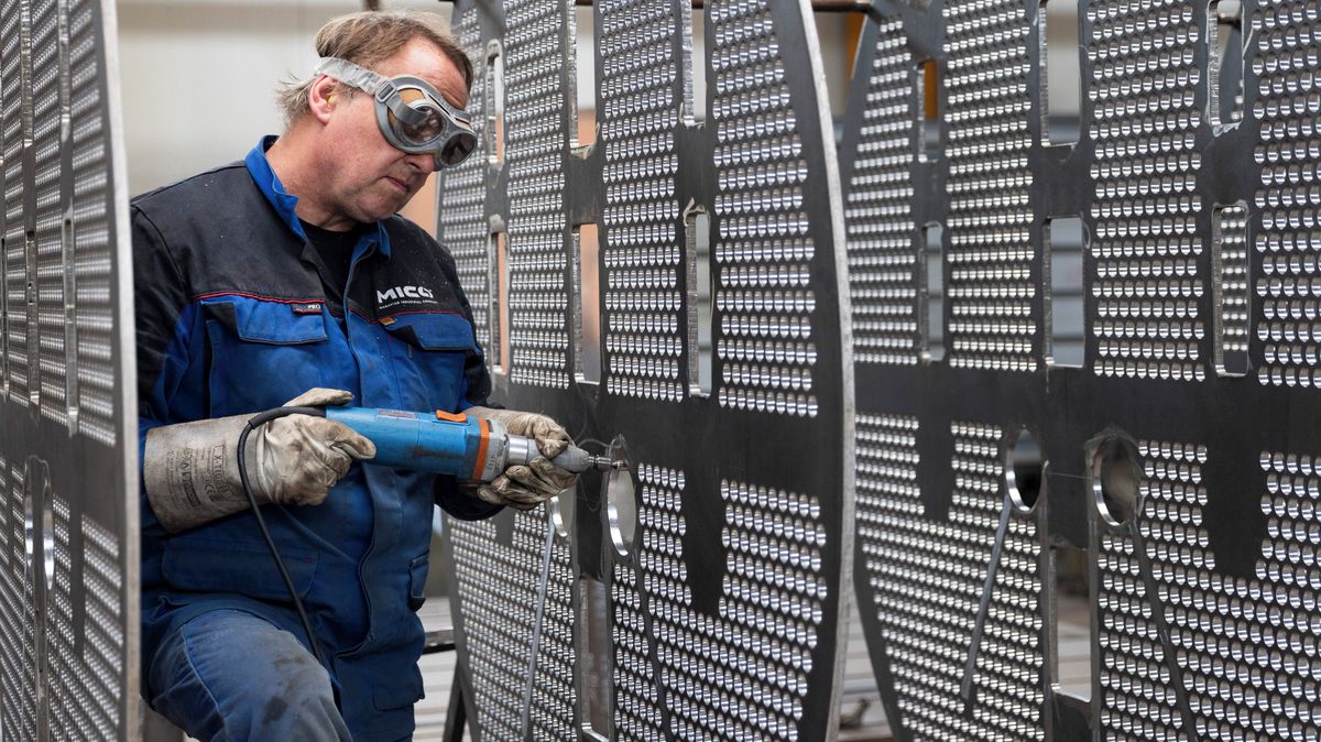 Německo a Rakousko nikdy nedoženeme, říká český velvyslanec při OECD