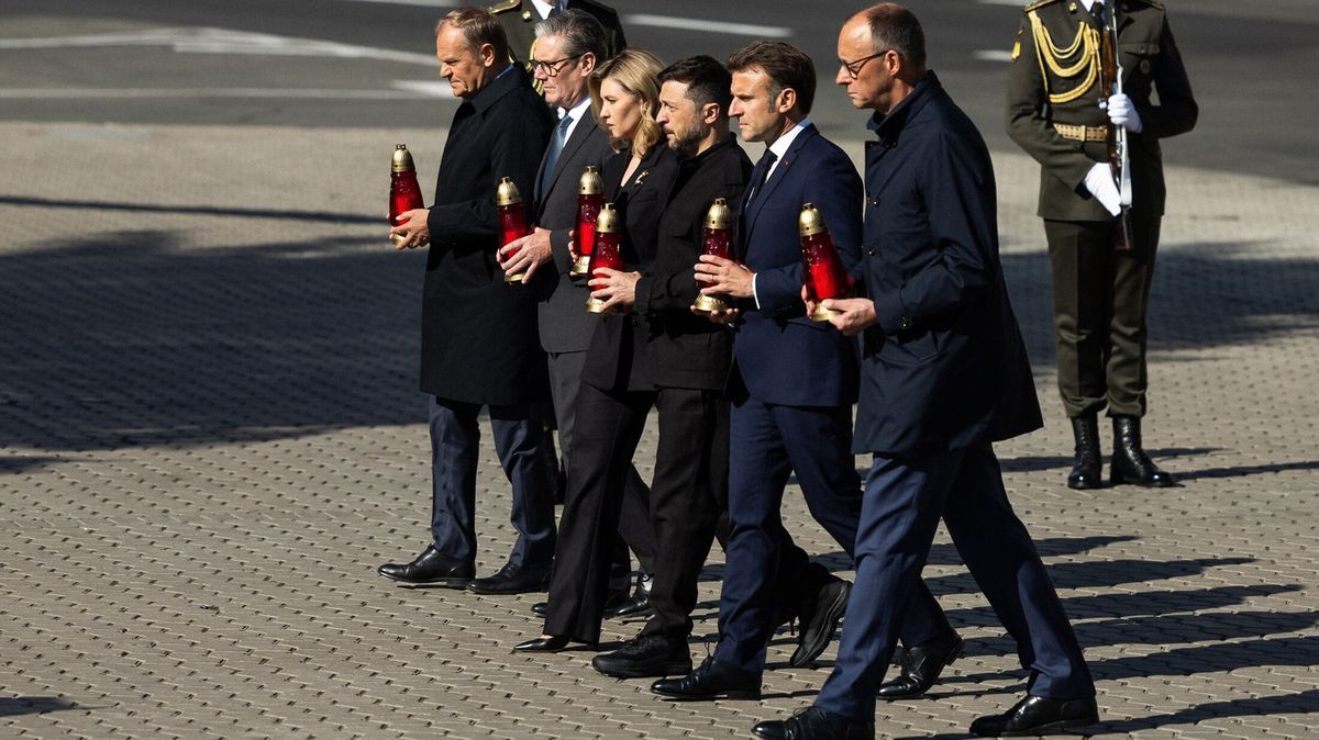 Koalice ochotných je v Kyjevě. Lídři Evropy si volali s Trumpem