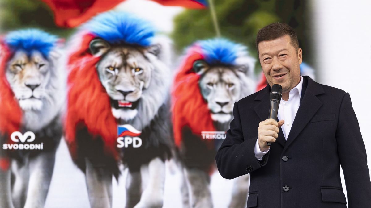 Okamura sbírá hlasy nevoličů a sílí. Může to být problém pro Babiše