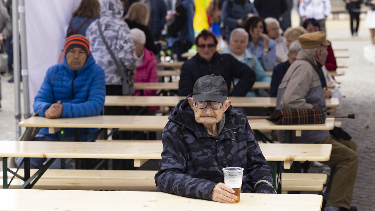 „Tady je to proti Ukrajině.“ Okamura spustil volební jarmarky a bylo husto