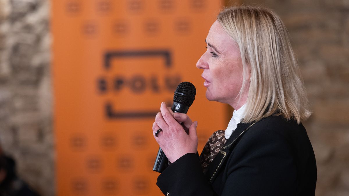 Jaderný program jako hrozba. Čeští politici reagují na útok USA na Írán