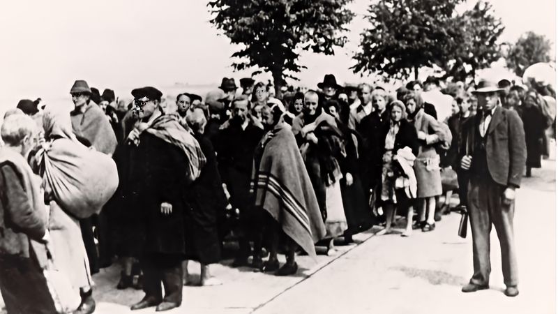 Vysídlení Němců: Bylo jí sedm, když šla pochod smrti. Matka se jí musela zříct