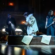 Patricia Kopatchinskaja v programu Pierrot lunaire.