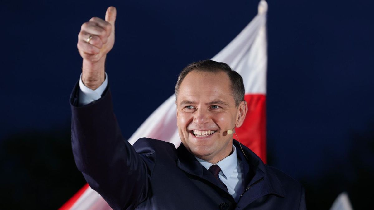 Problém pro Tuska, vzpruha pro krajní pravici. Co ukázaly polské volby