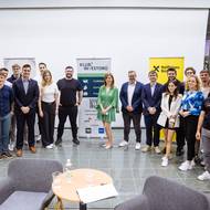 Za pozvání na půdu VŠE děkujeme Klubu investorů, se kterým podcast na akci spolupracoval. 