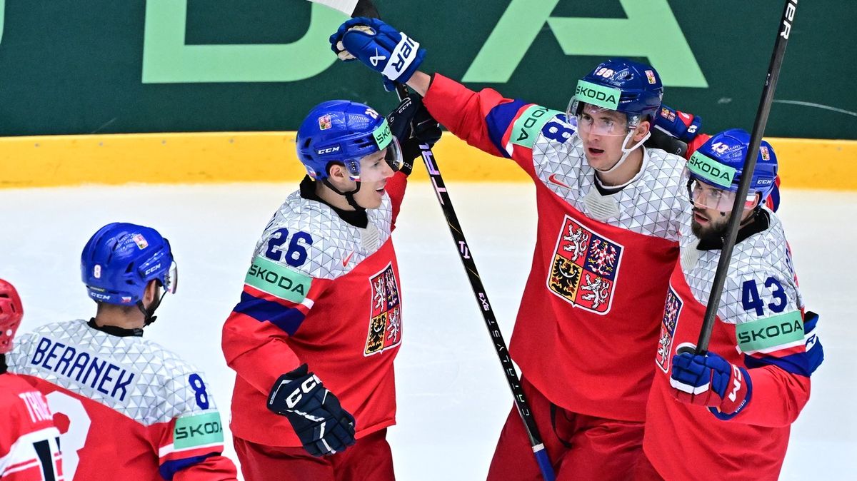 Češi smetli domácí Dánsko 7:2 a na hokejovém šampionátu ještě neprohráli