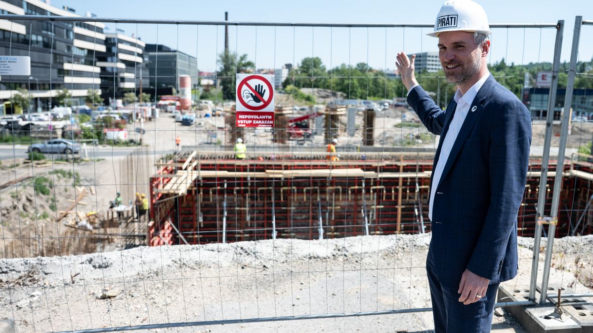„Citlivá oprava“ podle Prahy: Most strhli, a nevědí, kolik miliard bude stát nový