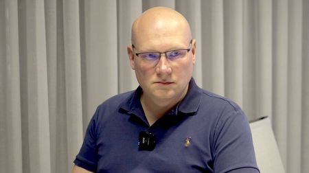 „Čauky, měl bys zájem o sex za peníze?“ Co se děje na seznamce sponzora ODS