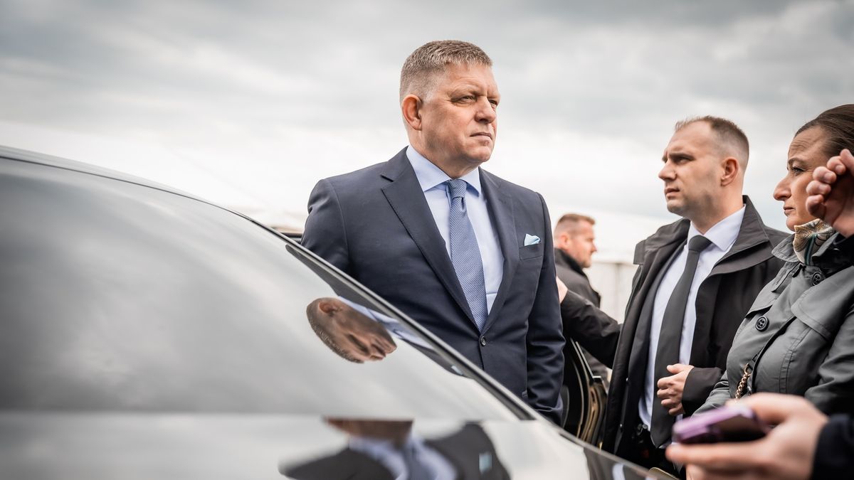 Fico oznámil další opatření proti šíření nenávisti, kritizoval opozici a média