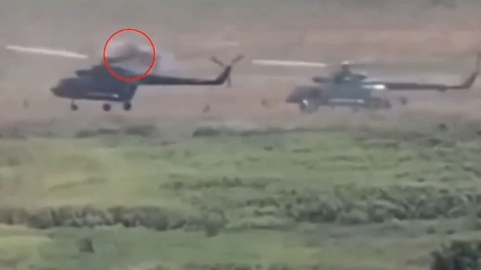 Video: Povstalci v Barmě hlásí zničení vrtulníku dronem