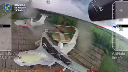 Video: Ukrajinské drony zasáhly i ruské letouny včasného varování Berijev A-50