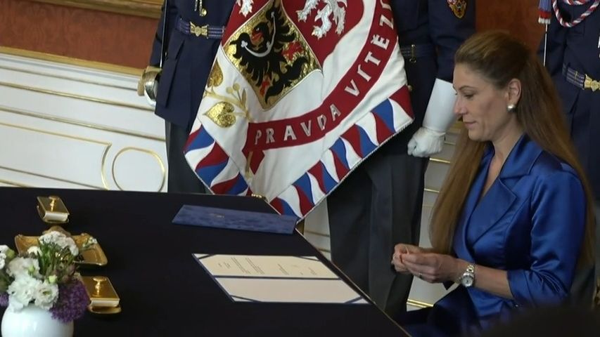Prezident Pavel na Hradě jmenoval Decroix ministryní spravedlnosti