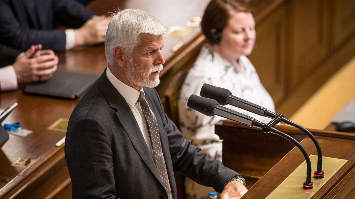Prezident Pavel podepsal zákon na pomoc lidem ohroženým bytovou nouzí