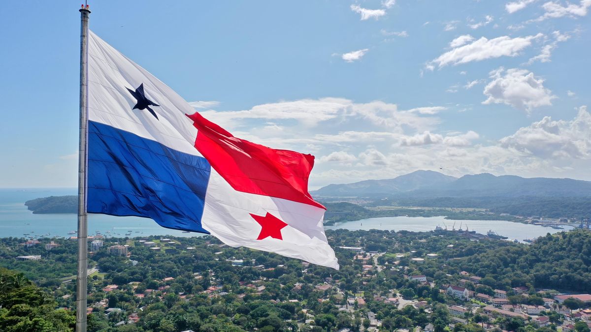 Panama vyřadila z registru přes 650 lodí, údajně porušovaly sankce