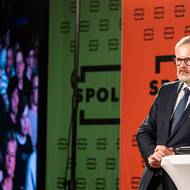 Nakonec jeden takový dotaz přichází.