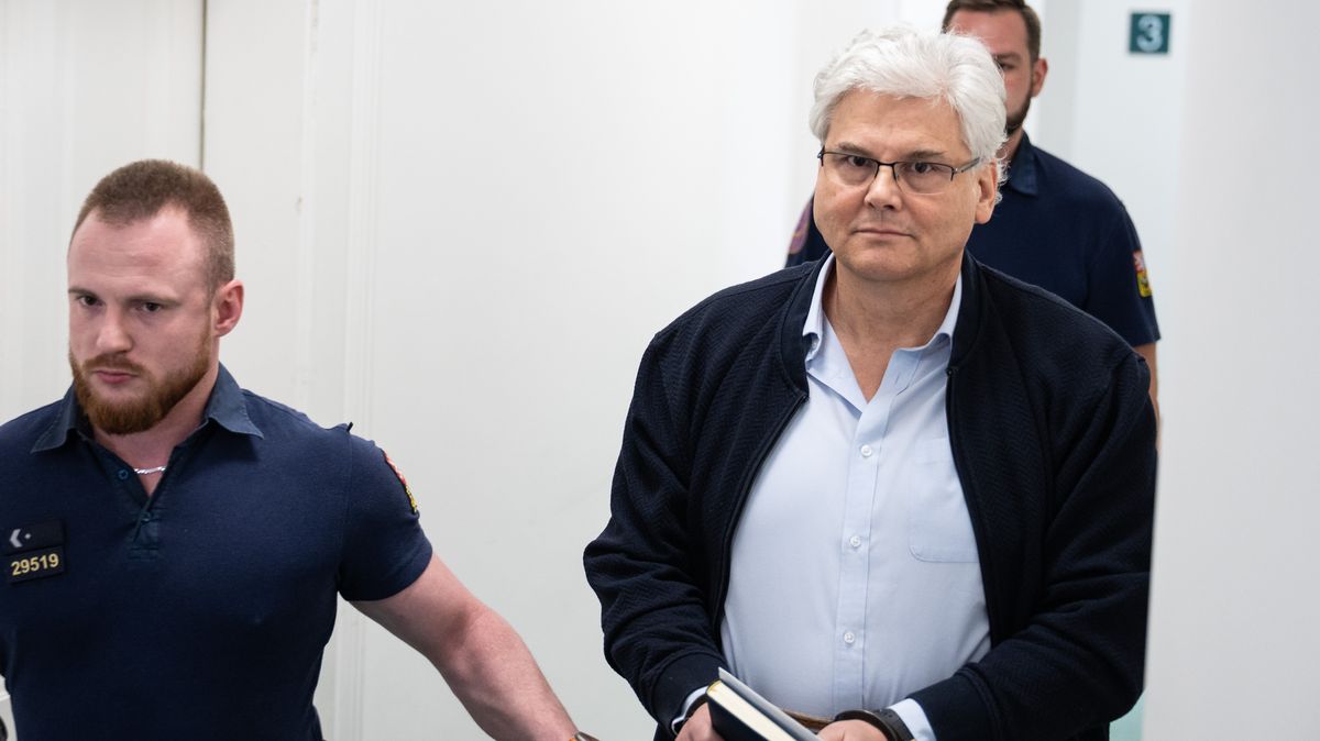 Soud má obavu, že Ludvík uteče. Exřediteli Motola zamítl propuštění z vazby