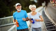 Kreatin není jen pro sportovce. Podle odborníků pomáhá proti Alzheimeru i stárnutí