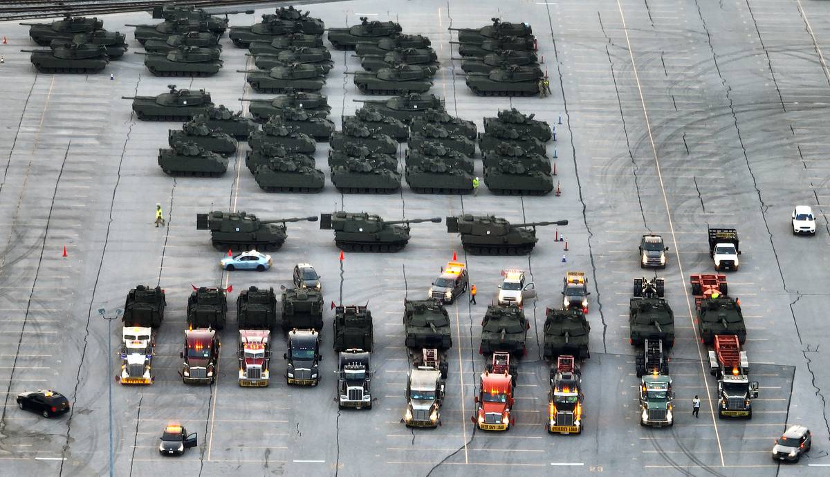 Americká armáda v sobotu uspořádá vojenskou přehlídku. Stane se tak v den 79. narozenin prezidenta Donalda Trumpa - jako součást oslav 250 let existence pozemního vojska. 