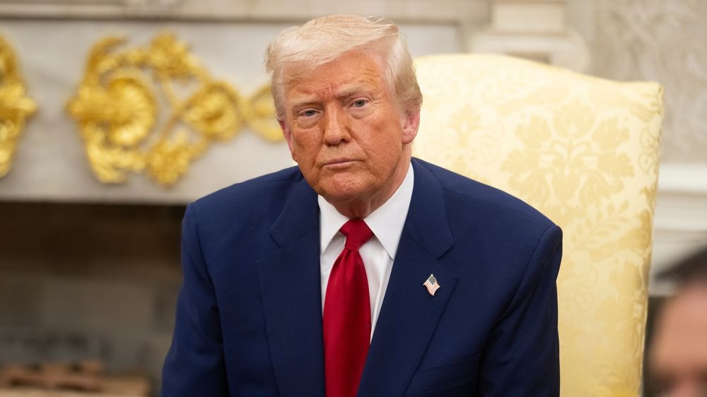 Senát nechal Trumpovi volné ruce pro další útoky na Írán